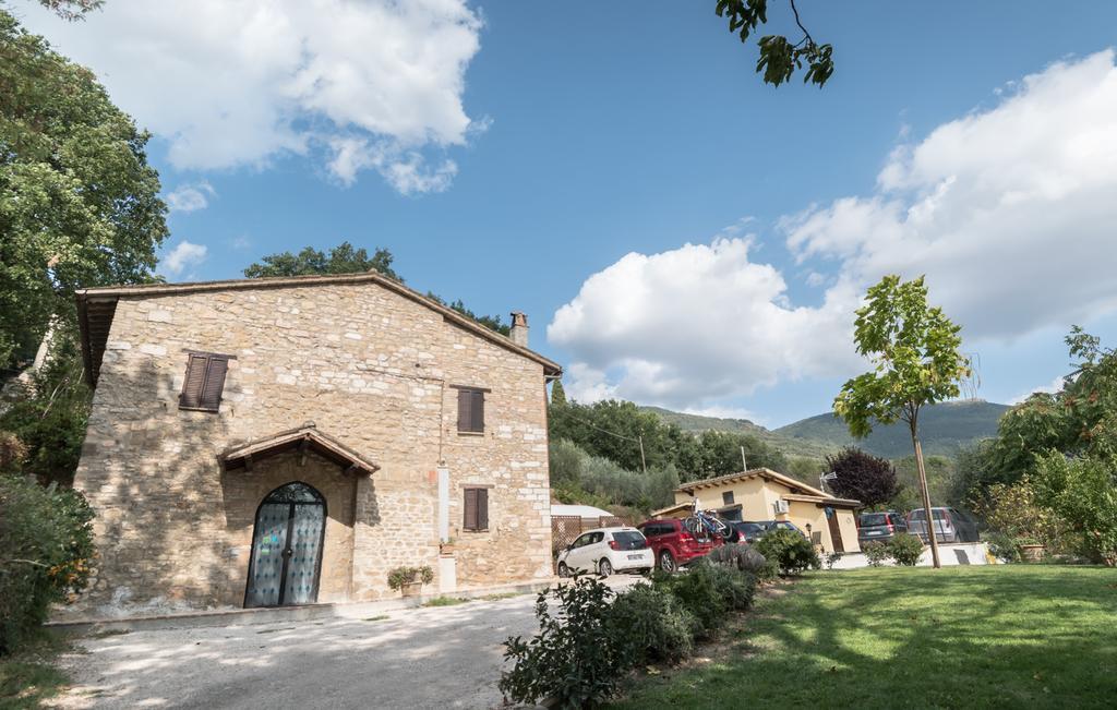 B&B Cantico Delle Creature Assisi Exteriör bild